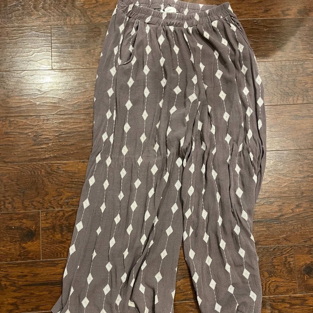 Carly Jean Los Angeles Pants